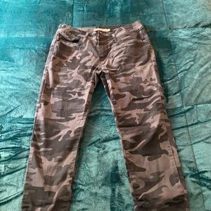 Levi's 711 skinny pant size 26